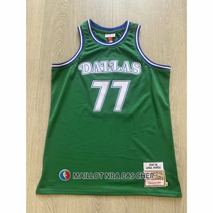 Maillot Dallas Mavericks Luka Doncic NO 77 Mitchell & Ness 2018-19 Vert
